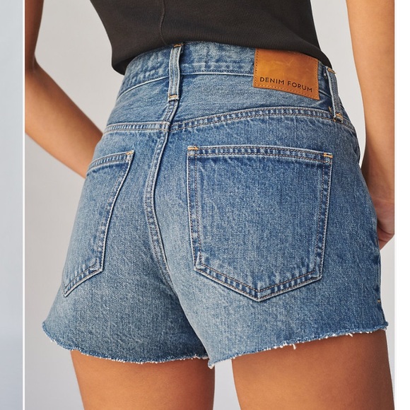 Aritzia DENIM FORUM Shorts - Picture 2 of 4